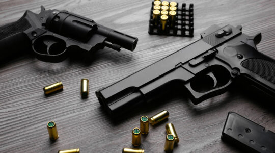 les-caracteristiques-techniques-qui-font-du-revolver-a-poudre-noire-une-option-particuliere